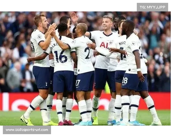 热刺球员协作默契，战术完美